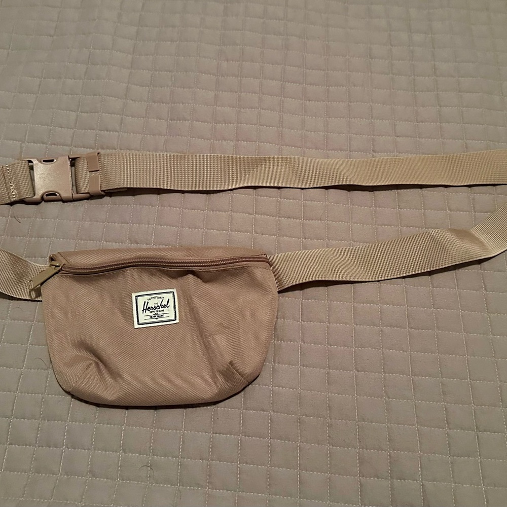 Last Chance Before I Donate! Herschel Blush Pink Waist Bag